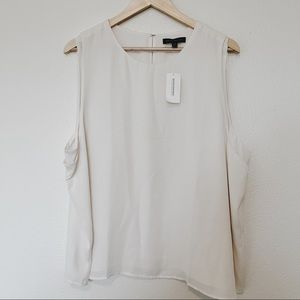 Banana Republic Chiffon Sleeveless Blouse